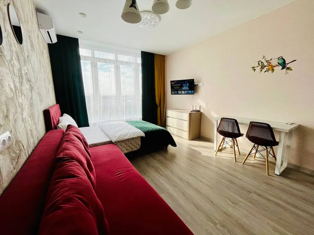 Студия УНИК АПАРТ на Большевистской рядом с Собором