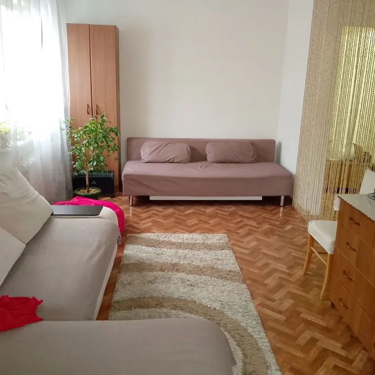 Красивая квартира в самом центре у метро — аренда посуточно в Новосибирск