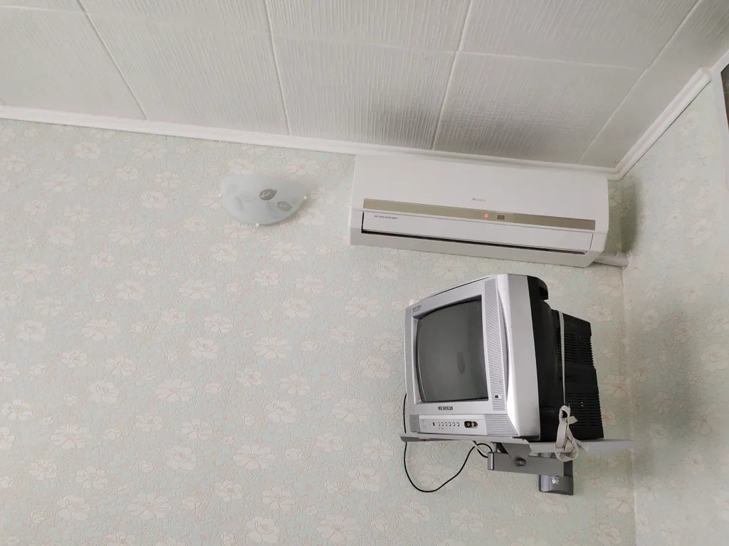 Уютная комната со своими удобствами