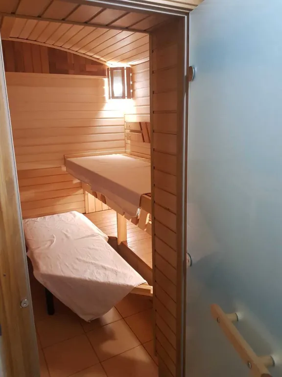 5 комнатный коттедж на Банном