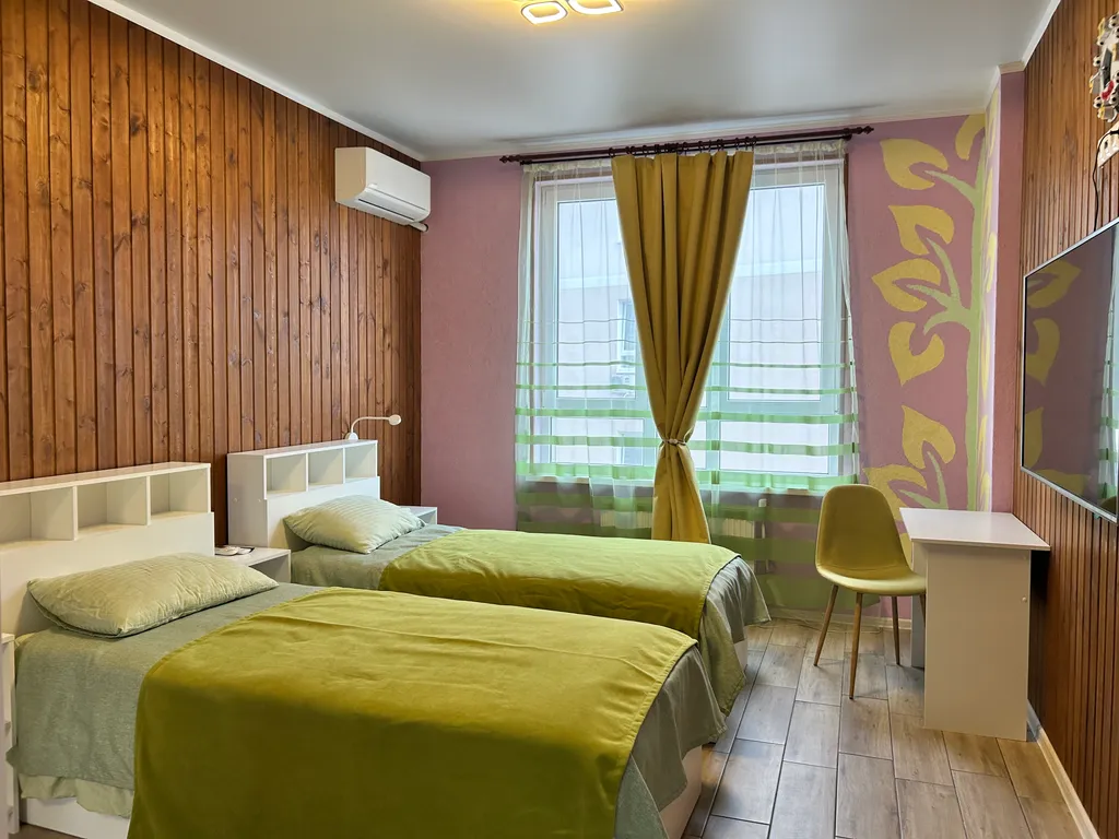 Квартира Квартира Отличная двушка с боковым видом на море — Геленджик