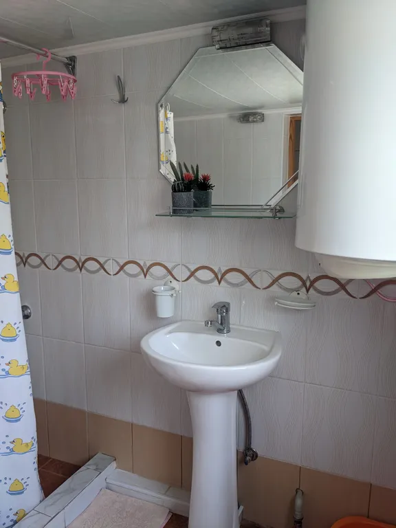 Отдельный дом в частном секторе