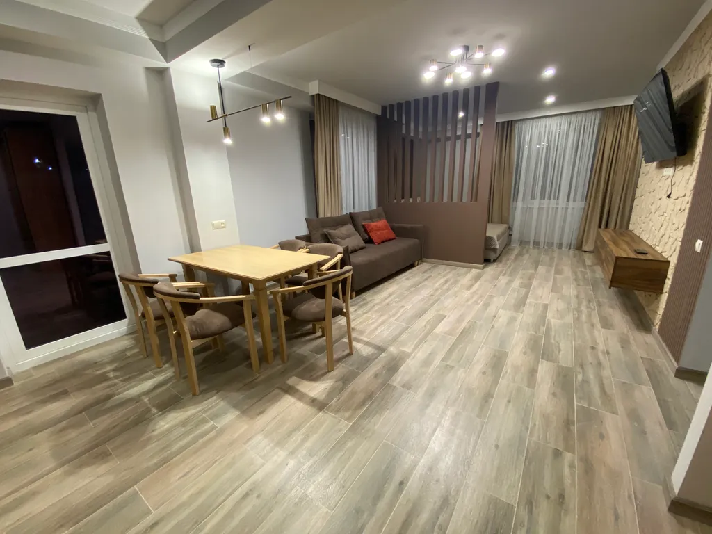 Квартира Апартаменты в центре Домбая в новостройке, 150 метров от канатной дороги — аренда посуточно в Домбай