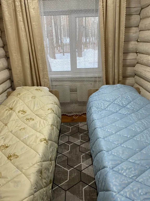 Уютный дом в лесу