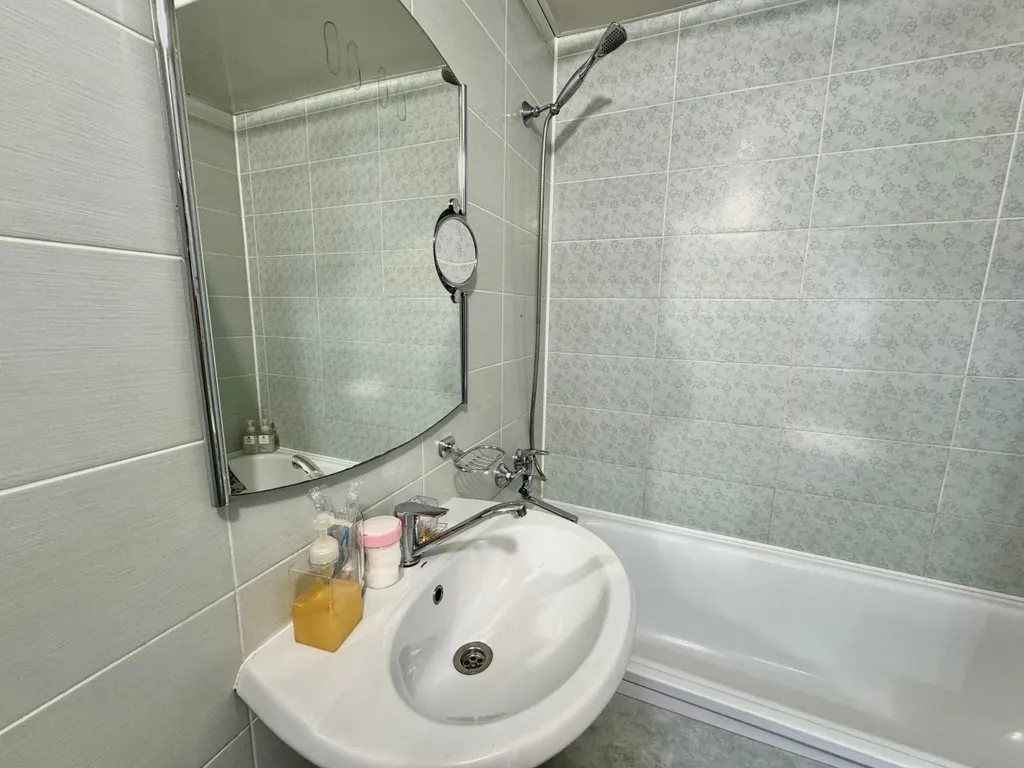 Однокомнатная квартира улучшенной планировки с видом на лес