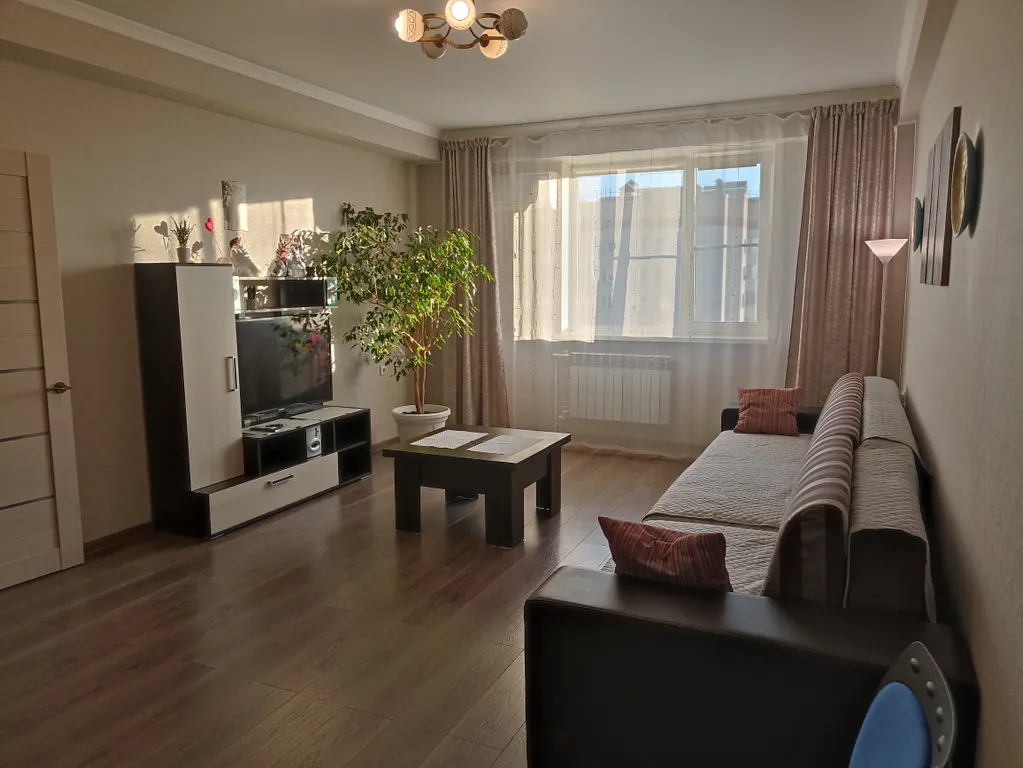 Просторная, светлая квартира в центре