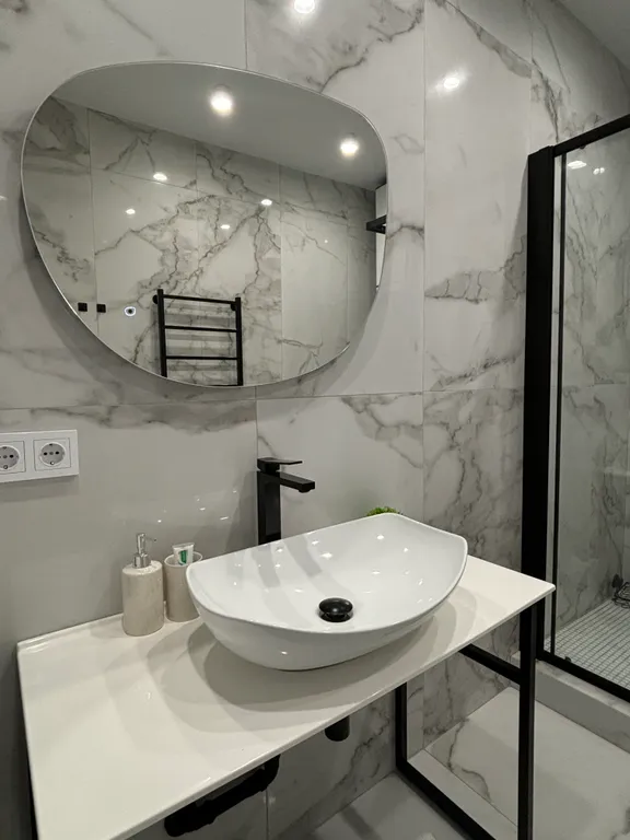 Загородный дом с баней и бассейном