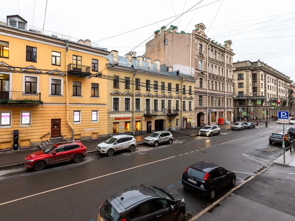 Квартира Квартира Уютная двухърусная студия в центре — Санкт-Петербург