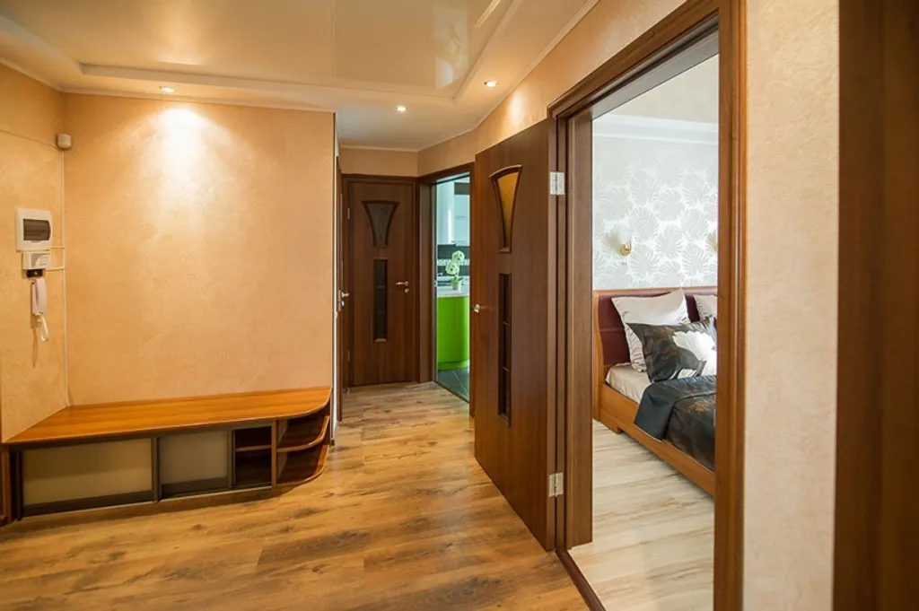 2-комнатная квартира рядом с проспектом Ленина