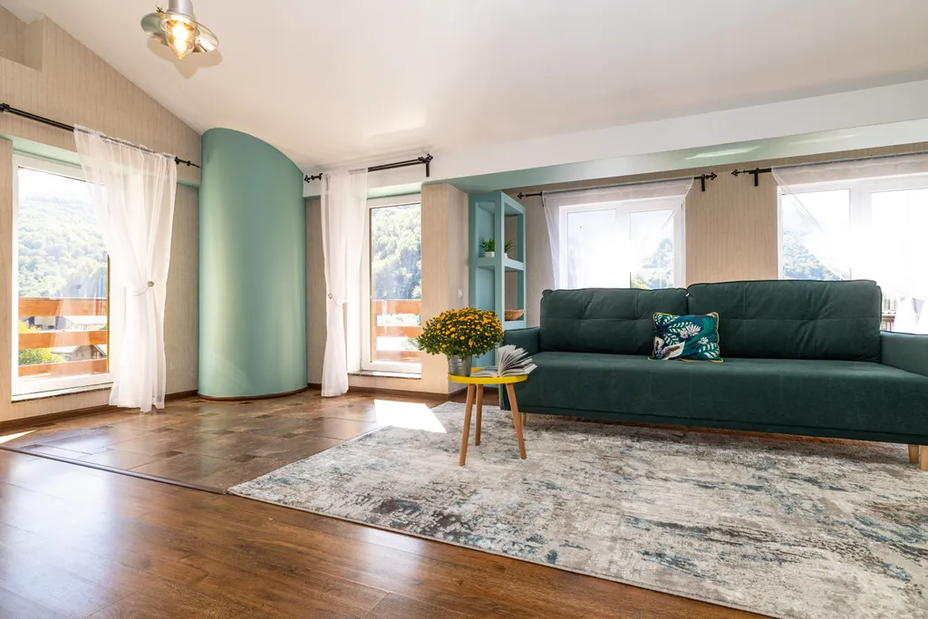 Просторная квартира с видом на горы