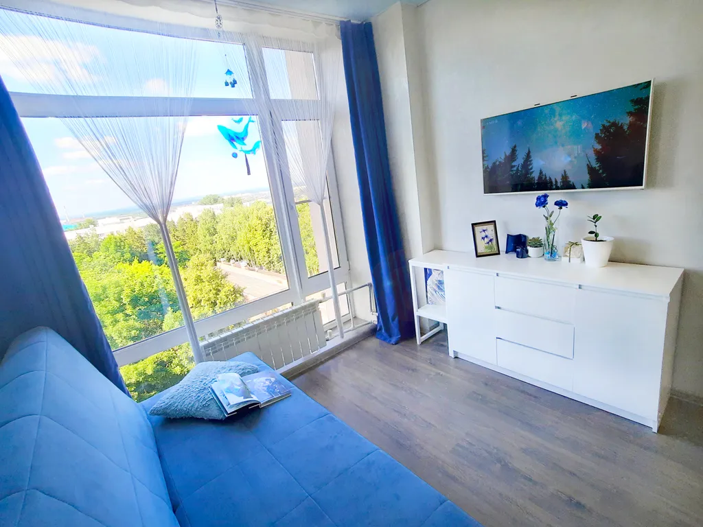 Уникальная двухэтажная квартира с панорамный видом