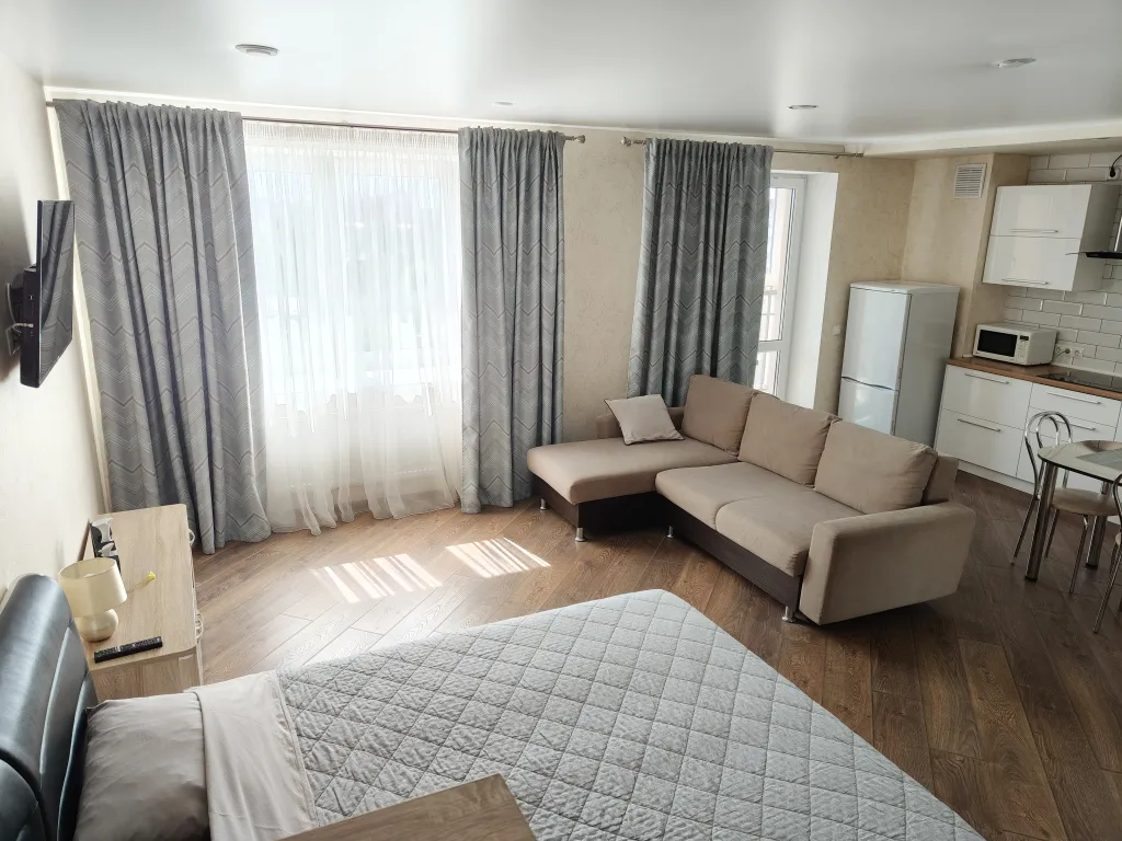 Уютная студия в новостройке в центре