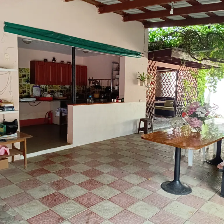 5-местный номер со своей ванной комнатой