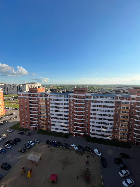 Квартира на высоком 13 этаже, идеальная для туристов и гостей города