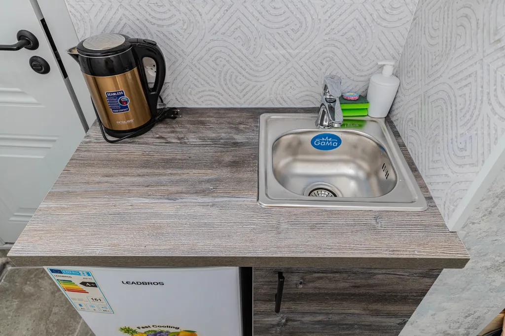 Компактная по-домашнему уютная двухместная студия выше Атакента