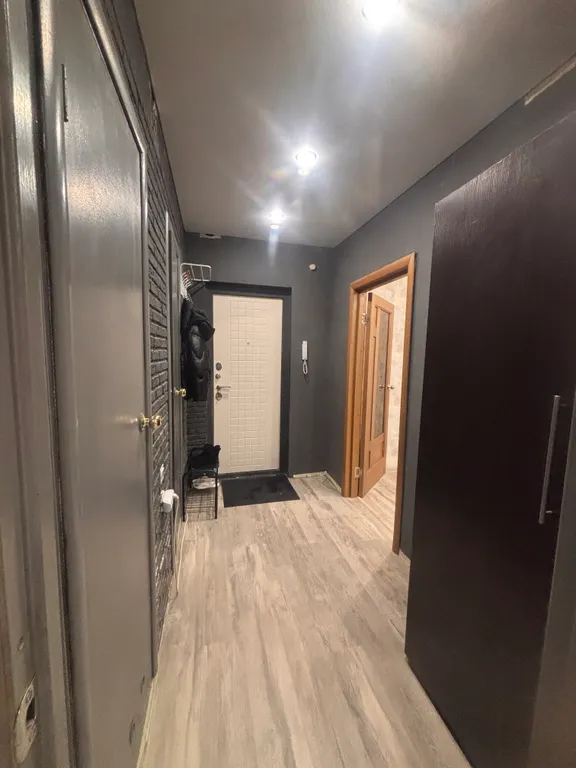 Теплая, просторная, уютная однокомнатная квартира с горячей водой