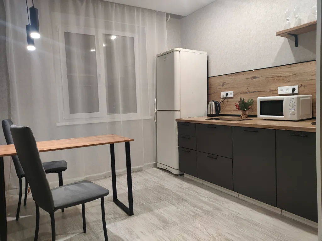 Квартира около Космоса