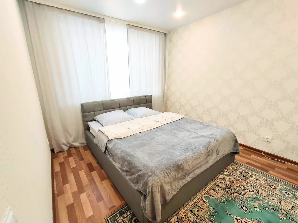 Квартира на Кролюницкого, рядом с УИГА