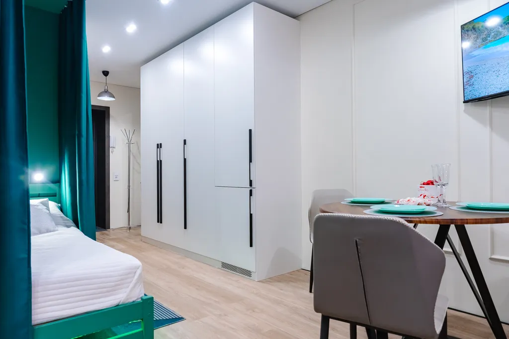 Чистая уютная студия в центре, заселение до 23-00