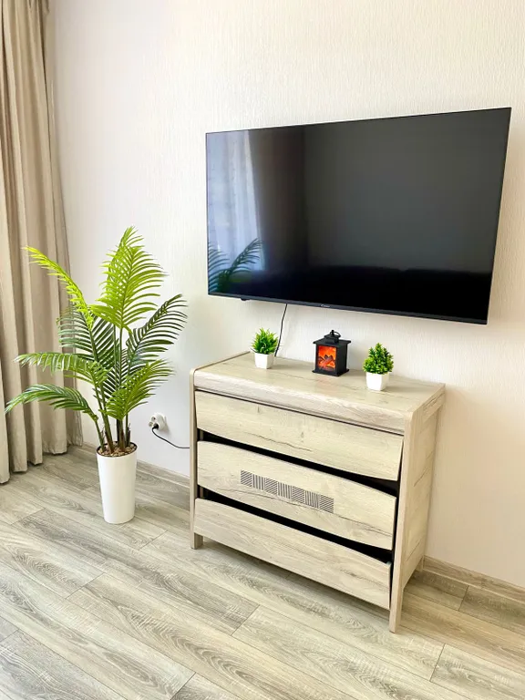 1К около моря и Кипарисового озера