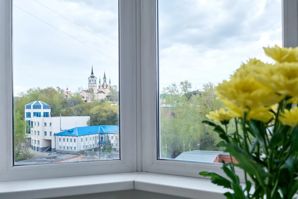 Студия на Розы Люксембург, 19  (дом без лифта)