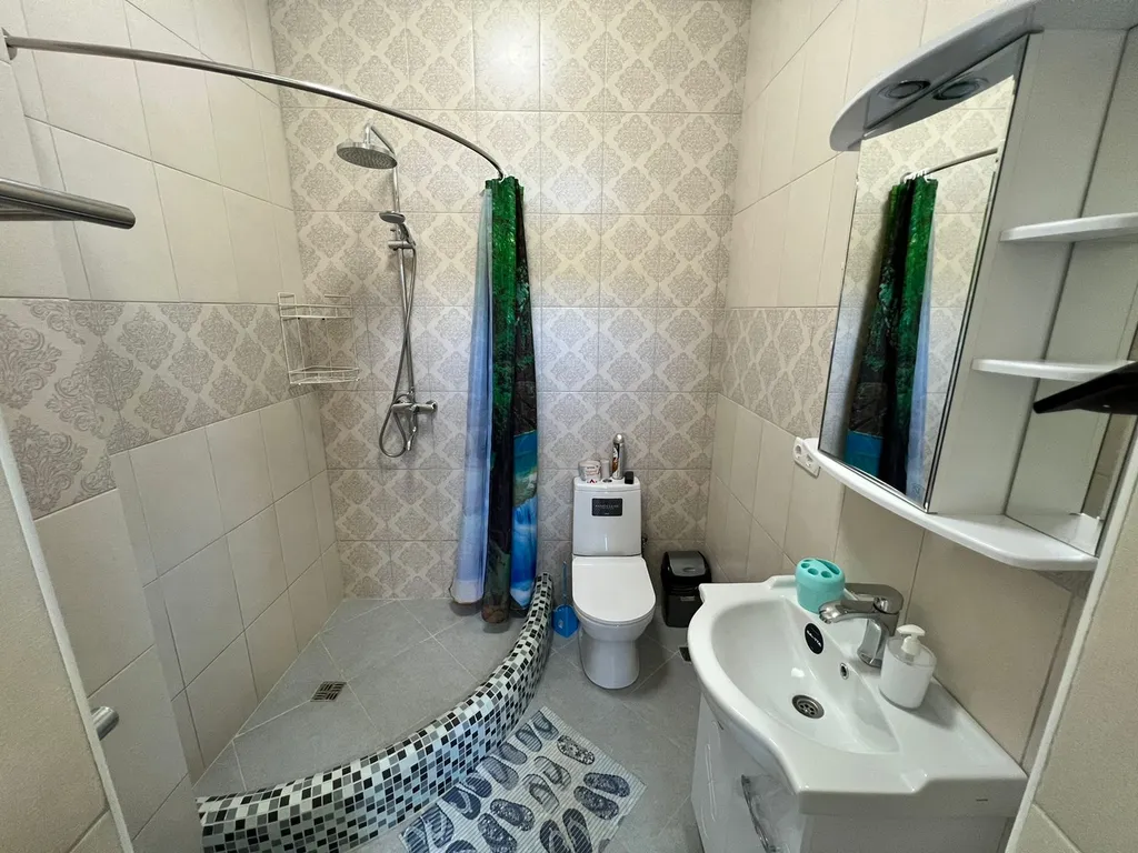 Трехкомнатные апартаменты  класса люкс с видом на море