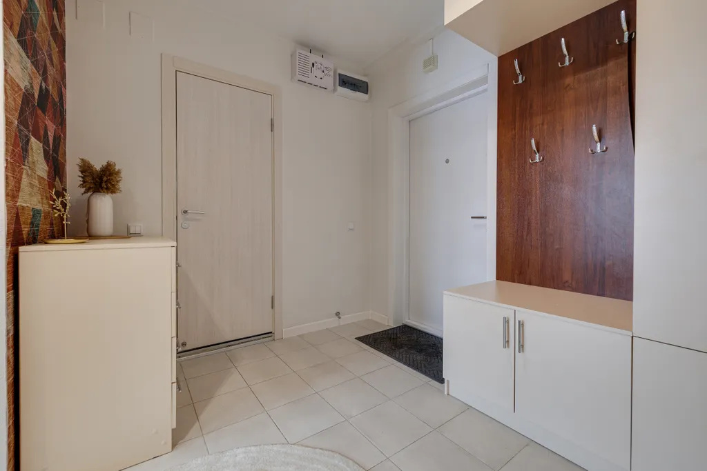 Большая уютная студия на 4х рядом с метро