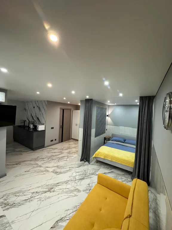 Студия премиум класса в самом центре города.