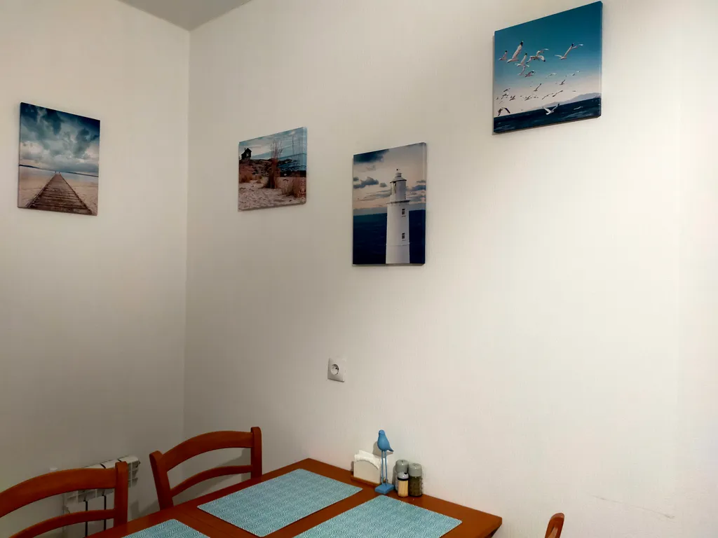 Квартира с панорамным балконом.
Хрустальный 19 этаж "День и Ночь"