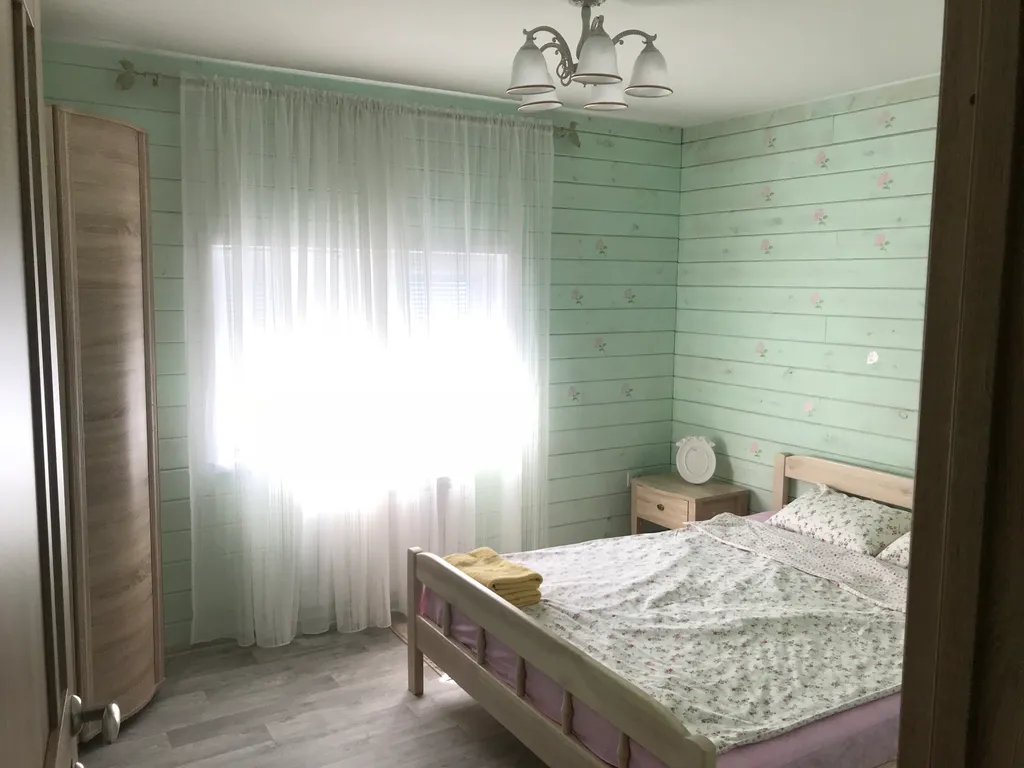 4-комнатный Дом