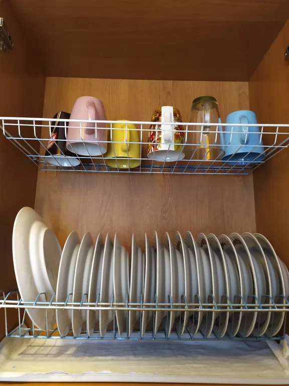 Светлая, уютная квартира с видом на аллею