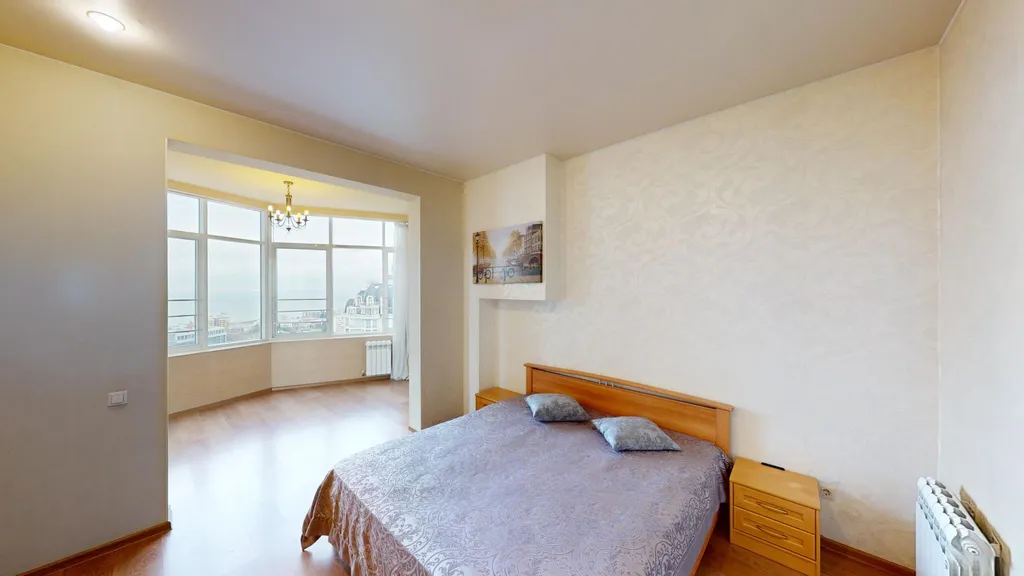 Уютная просторная квартира с видом на морпорт