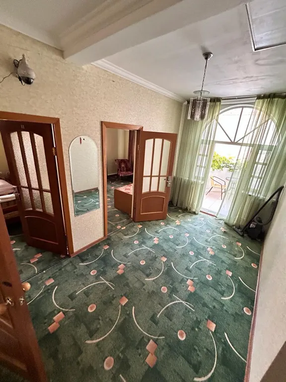 Большая 3к квартира в центре — аренда посуточно в Анапа