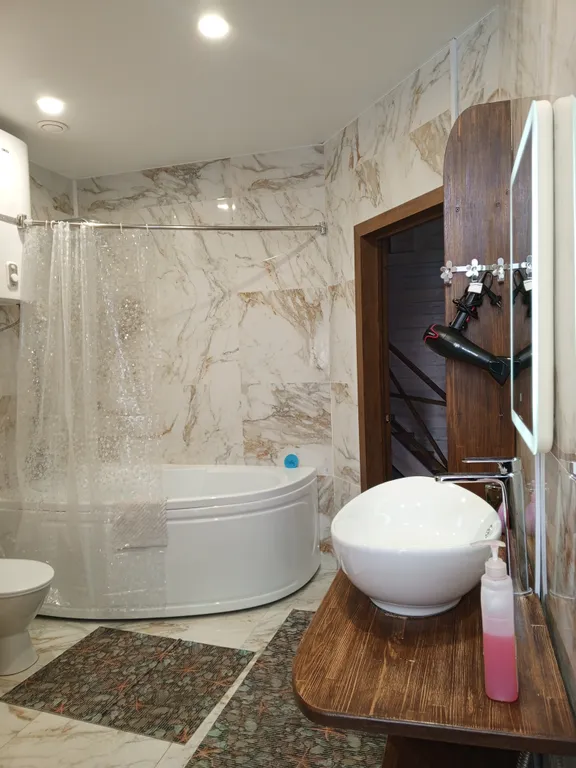 Парящий дом на Волге