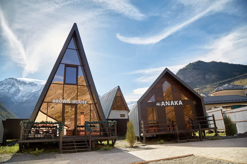 Коттедж 4-комнатный Дом — аренда посуточно в Эльбрус