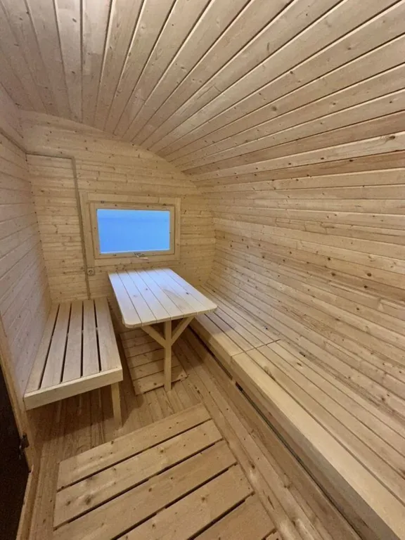 Современный дом с баней и чаном