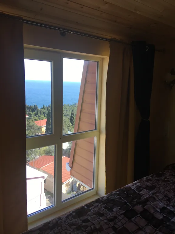 Видовая студия на мансарде под горой Кошка