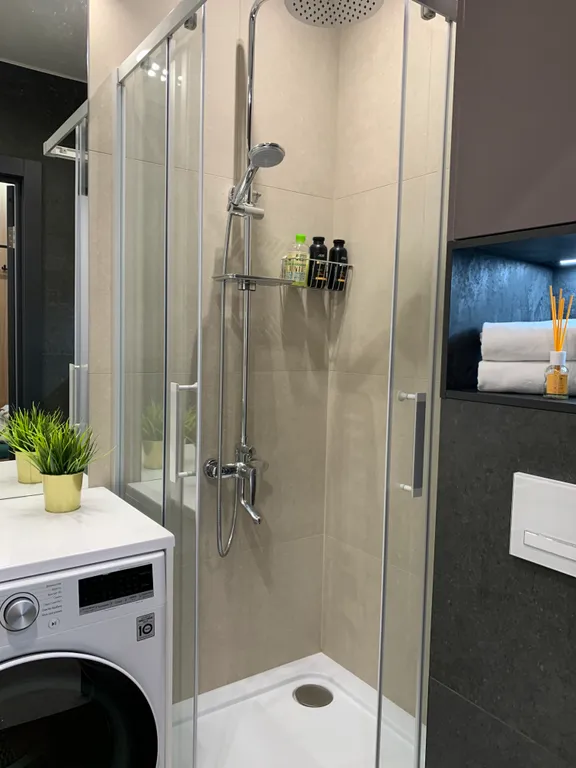 Дизайнерские апартаменты Карнавал в центре города на набережной