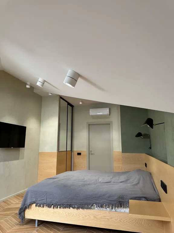 Квартира Квартира Дизайнерская мансарда в самом центре — Геленджик