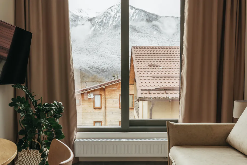 1-комнатные апартаменты с видом на горы и бассейном