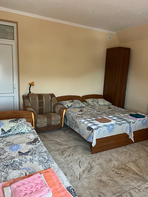 Квартира Апартаменты с видом на море и горы
(Трёхместн) — аренда посуточно в Вардане