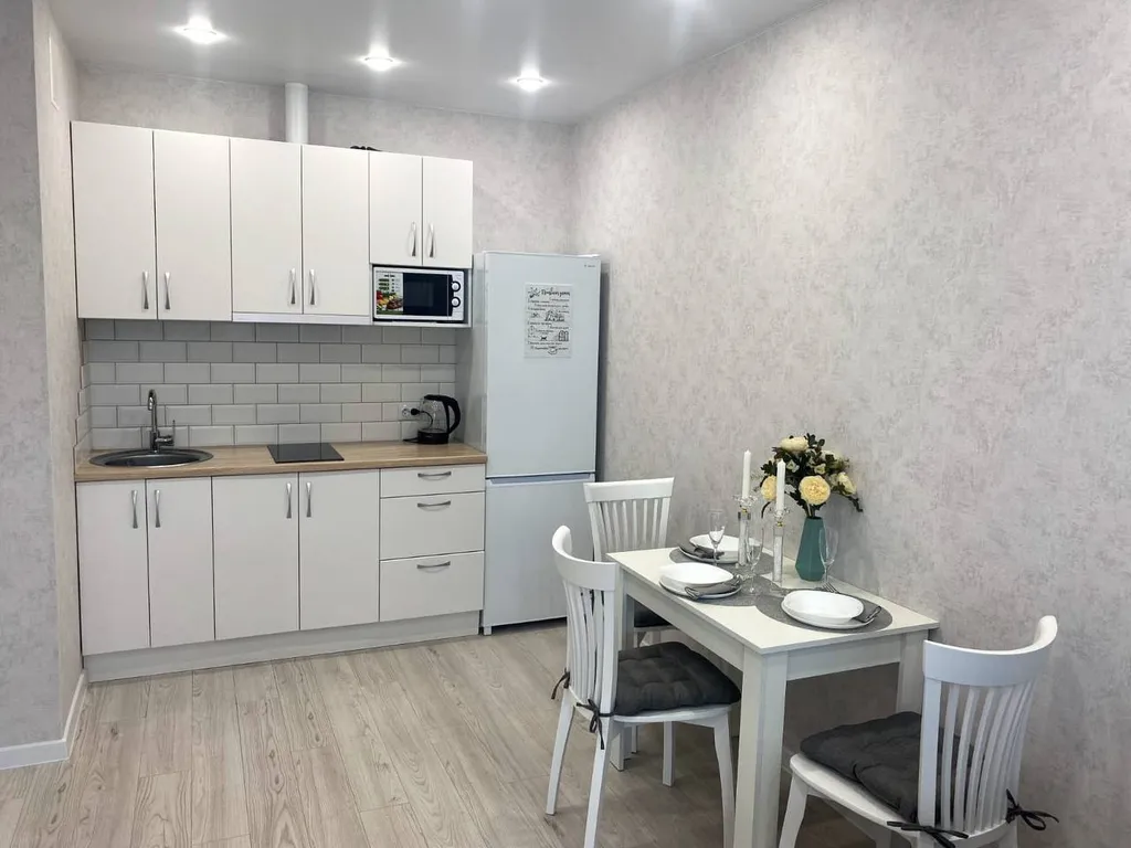 Уютная светлая квартира в расширенном центре. — аренда посуточно в Петрозаводск