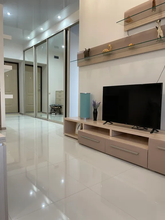 Уютная квартира с современным ремонтом в новом элитном доме