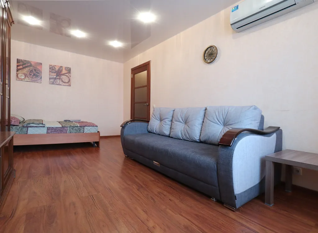 Тихая квартира в центре города с шикарным видом на городские пейзажи!