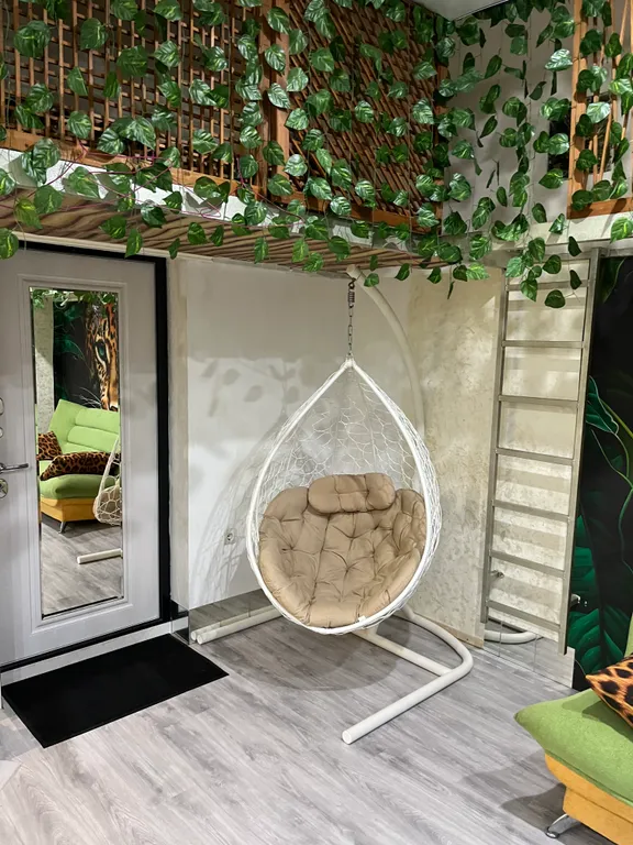 Шестиместная студия, 200 шагов до озера