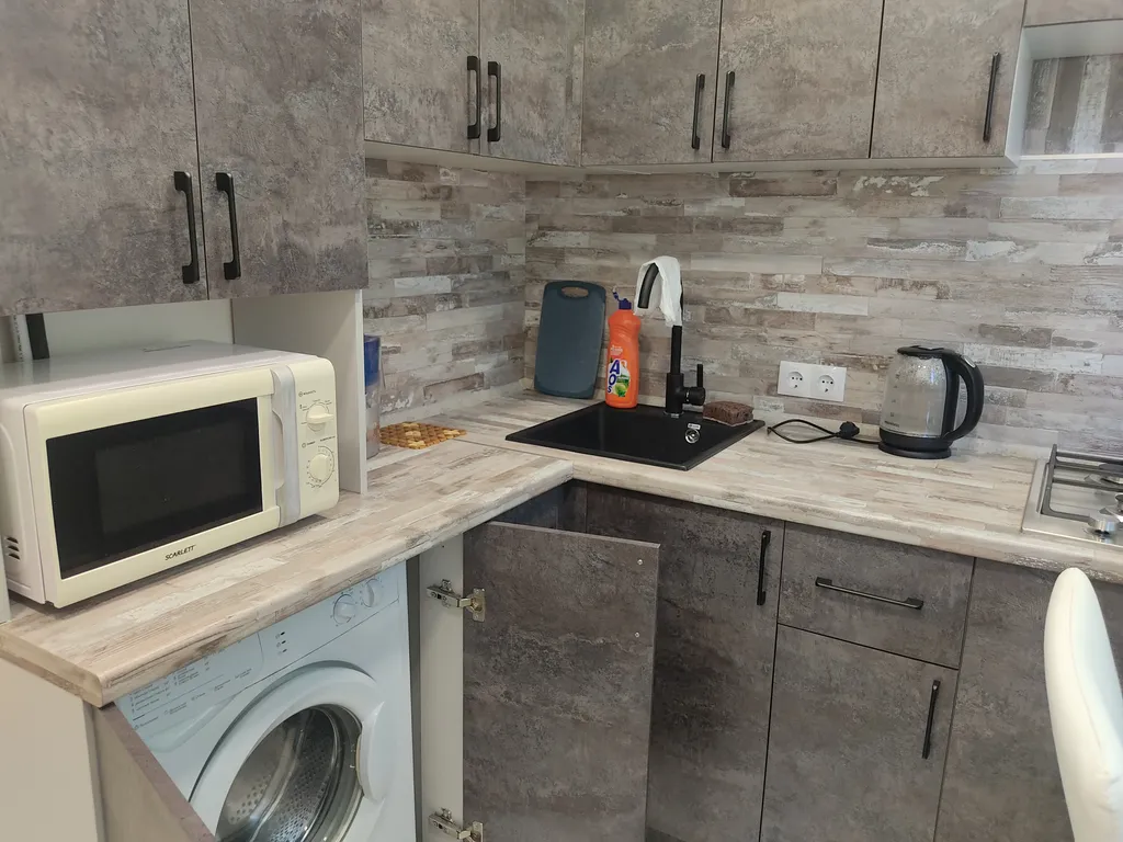 Двухкомнатная квартира с новым современным ремонтом