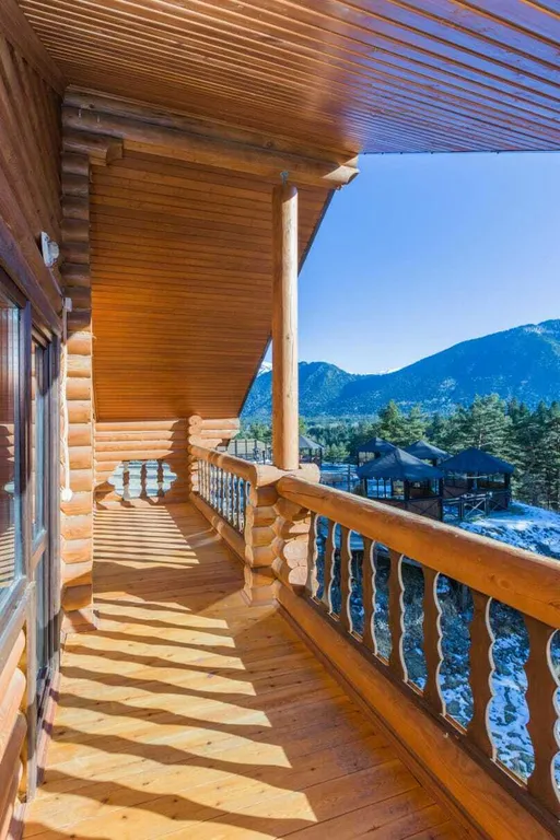 4-комнатная Квартира