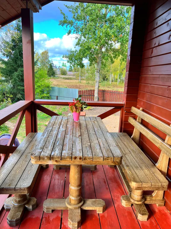 Уютный домик с баней с видом на монастырь