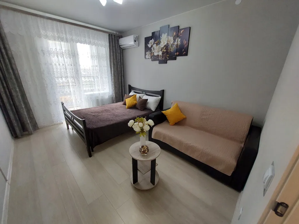 Уютная квартира в новом микрорайоне — аренда посуточно в Стройкерамика