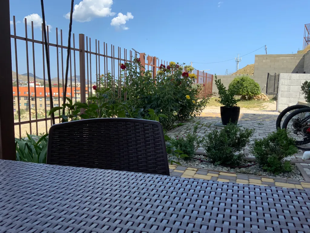 Семейная студия с террасой видом на горы и море